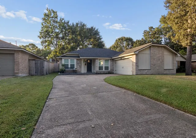 4th image of 2903 Parkwood Manor Dr, Kingwood, TX 77339 | MLS# 88576622