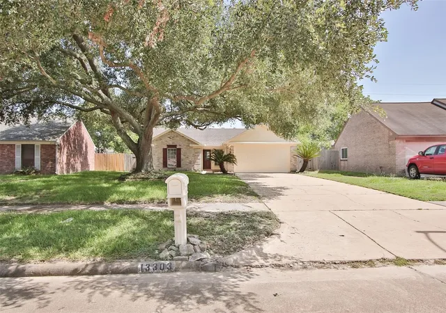Homes for sale in Houston, TX | 13303 Hampton Falls Dr, Houston, TX 77041 | MLS# 69972271