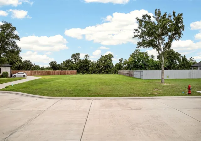 4th image of 3158 W Tower Cir, Santa Fe, TX 77517 | MLS# 885903