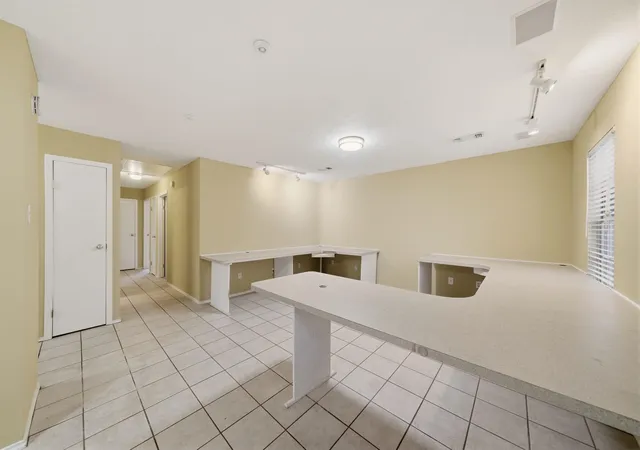 4th image of 305 Peach St, Tomball, TX 77375 | MLS# 17968376