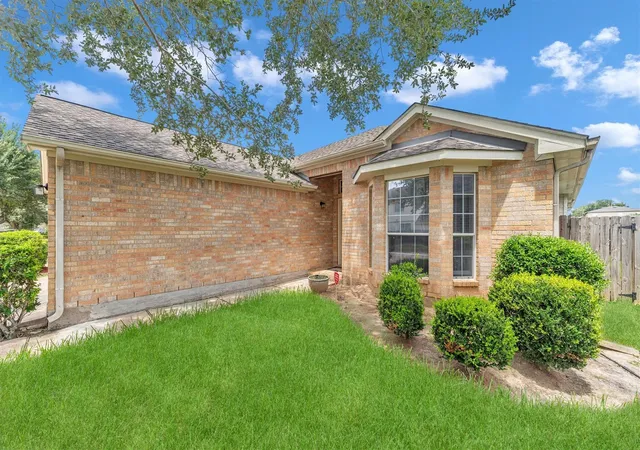 5th image of 3514 Dahlia Hill St, Fresno, TX 77545 | MLS# 61814073