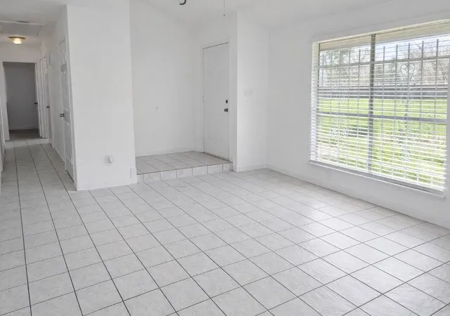 Photo 4 of Townhouse for sale at 5815 Village Forest Ct, Houston, TX 77092 | MLS# 44978970 | Listing updated on 2026-07-28
