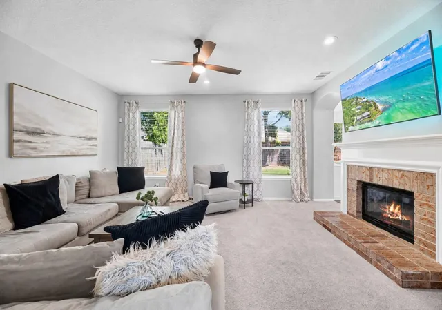 Photo 3 of Single family home for sale at 9518 Hanging Moss Trl, Houston, TX 77064 | MLS# 66716816 | Listing updated on 2026-09-06