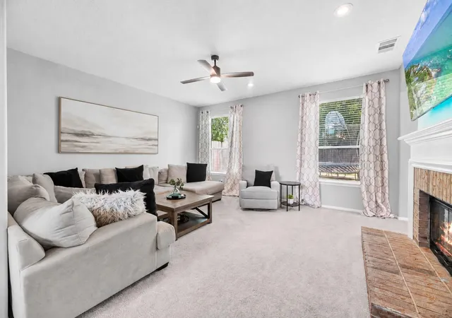 Photo 4 of Single family home for sale at 9518 Hanging Moss Trl, Houston, TX 77064 | MLS# 66716816 | Listing updated on 2026-09-06