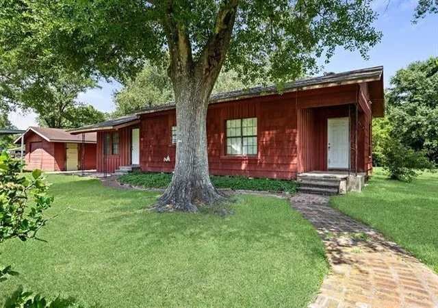 Homes for sale in Orange, TX | 3218 Ann Dr, Orange, TX 77632 | MLS# 12136947