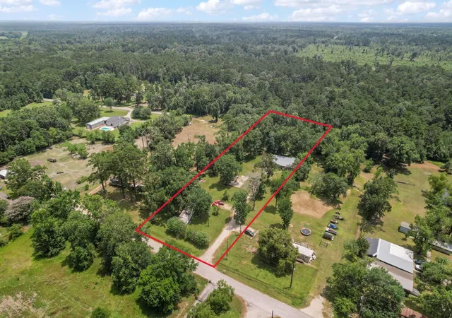 2nd image of 2236 Lakeside Dr, Crosby, TX 77532 | MLS# 30134475
