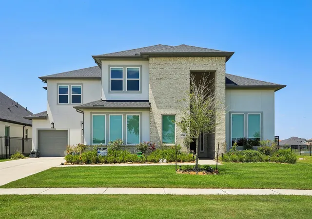 Photo 2 of Sale Pending at 1796 Tanner Brook Ln, Friendswood, TX 77546 | MLS# 28899405 | Listing updated on 2026-09-17