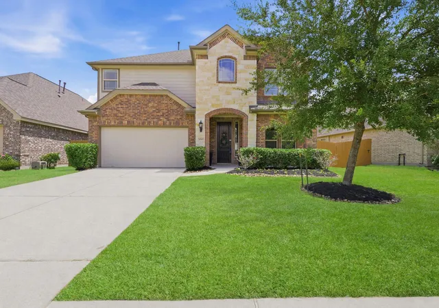 Photo 3 of Single family home for sale at 4565 New Country Dr, Spring, TX 77386 | MLS# 70193701 | Listing updated on 2026-08-26