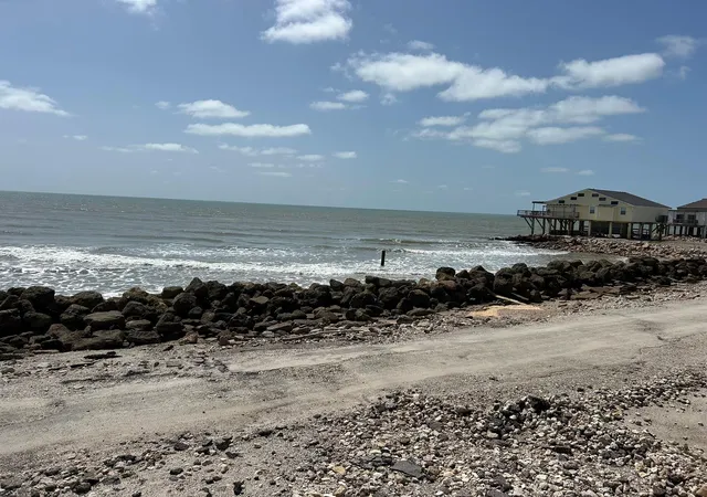 3rd image of 12919 Gulf Beach Dr, Freeport, TX 77541 | MLS# 68185380