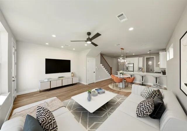 2nd image of 3422 Elser St, Houston, TX 77009 | MLS# 88476747