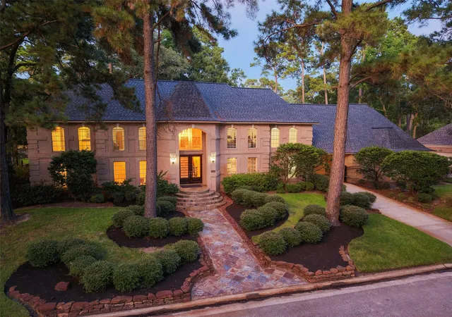 Homes for sale in Kingwood, TX | 1722 Chestnut Grove Ln, Kingwood, TX 77345 | MLS# 64669245