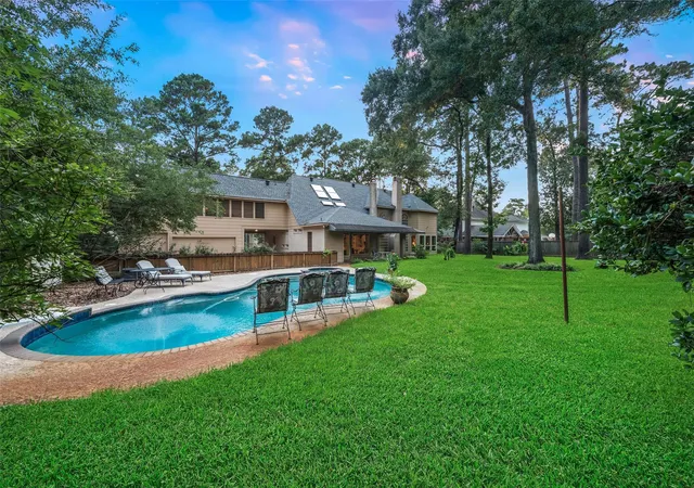 Homes for sale in Kingwood, TX | 1722 Chestnut Grove Ln, Kingwood, TX 77345 | MLS# 64669245