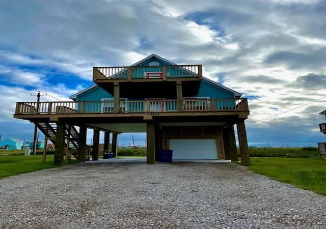 3rd image of 203 Sea Oats Dr, Surfside Beach, TX 77541 | MLS# 24129202