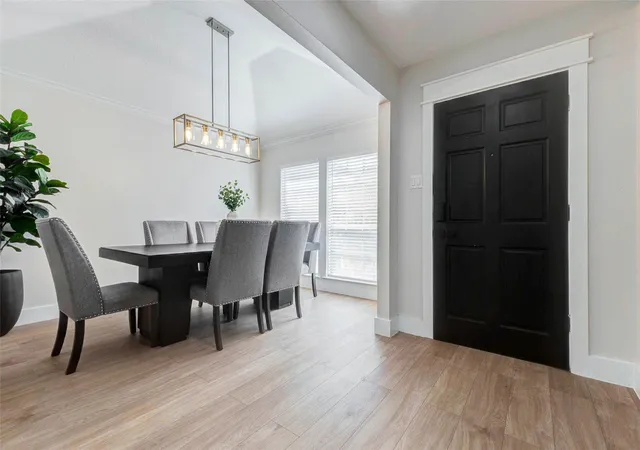 Photo 3 of Single family home for sale at 3230 Lee Cir, Pearland, TX 77581 | MLS# 58603658 | Listing updated on 2026-08-30