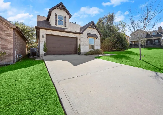 3rd image of 109 Harbour Town Cir, Montgomery, TX 77356 | MLS# 80927011
