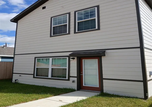 1st image of 6406 Calhoun Rd, Houston, TX 77021 | MLS# 61784375