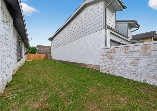 47th image of 12623 S Dairy Ashford Rd, Houston, TX 77099 | MLS# 16389743