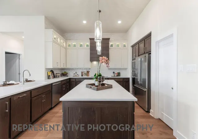2nd image of 31714 Fern Grove Rd, Fulshear, TX 77423 | MLS# 75553017