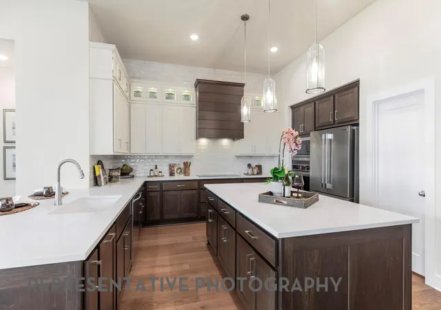 5th image of 31714 Fern Grove Rd, Fulshear, TX 77423 | MLS# 75553017