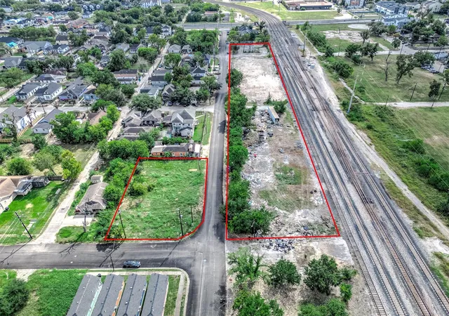 Photo 2 of Land for sale at 2023 Semmes St, Houston, TX 77026 | MLS# 51051011 | Listing updated on 2026-08-12