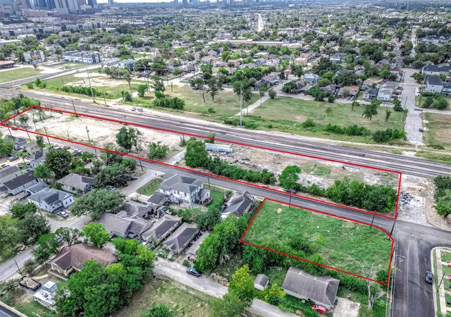Photo 3 of Land for sale at 2023 Semmes St, Houston, TX 77026 | MLS# 51051011 | Listing updated on 2026-08-12