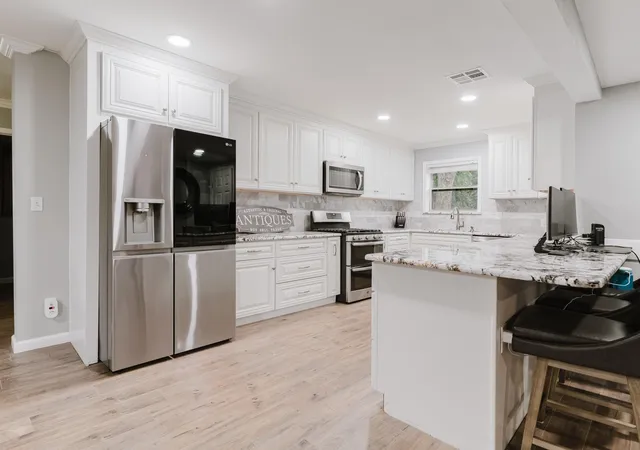 4th image of 3438 Princeton Dr, Irving, TX 75062 | MLS# 95151094