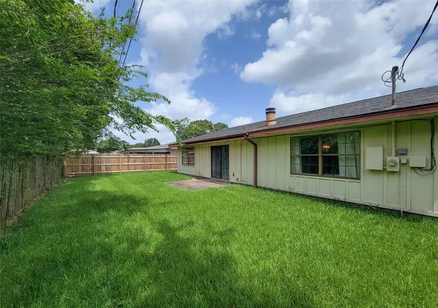 Homes for sale in Beaumont, TX | 8875 Casey Dr, Beaumont, TX 77707 | MLS# 22432356