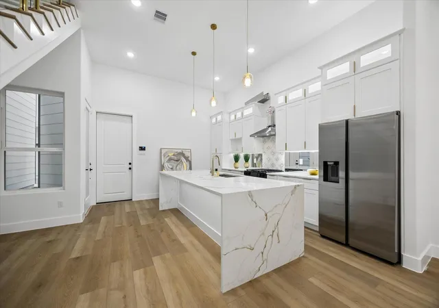 5th image of 120 Velasco St, Houston, TX 77003 | MLS# 43489709