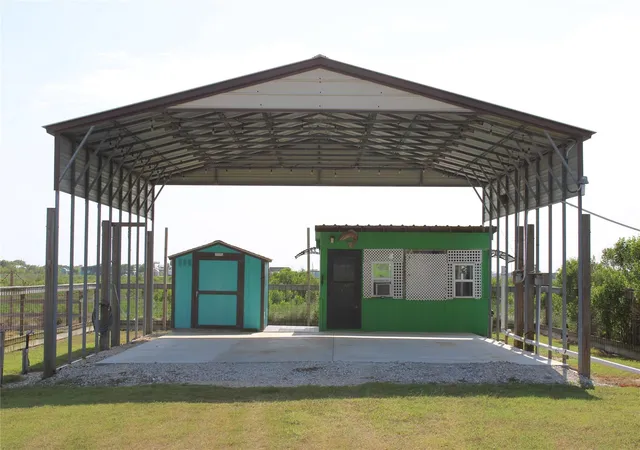 1st image of 1502 County Road 299, Bay City, TX 77414 | MLS# 58485218