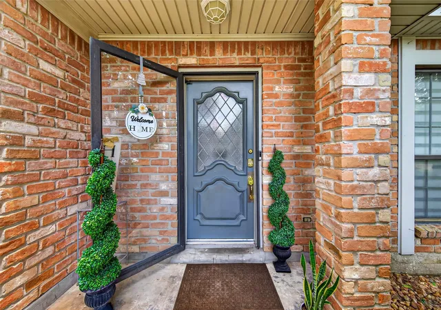 Photo 4 of Single family home for sale at 17506 Sorrel Ridge Dr, Spring, TX 77388 | MLS# 95619474 | Listing updated on 2026-06-18