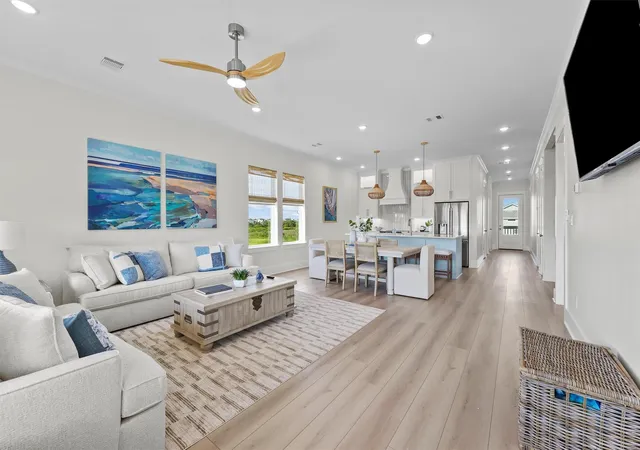 Photo 2 of Single family home for sale at 4042 Miramar Ct, Galveston, TX 77554 | MLS# 51659156 | Listing updated on 2026-08-31