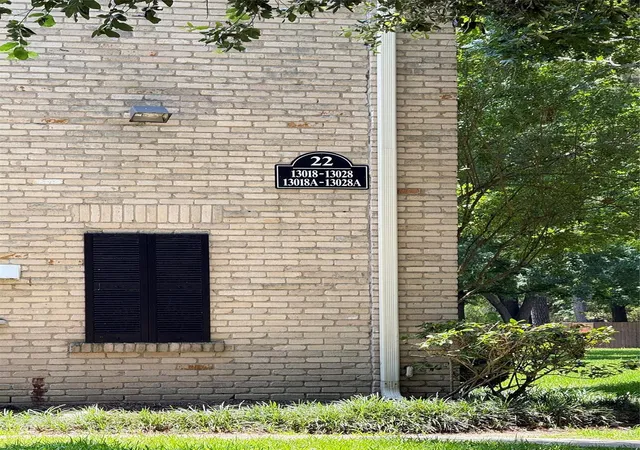27th image of 13022 Trail Hollow Dr #3022, Houston, TX 77079 | MLS# 70305307
