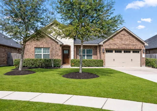 Homes for sale in Rosenberg, TX | 519 Yellow Bullhead Ct, Rosenberg, TX 77469 | MLS# 57372523