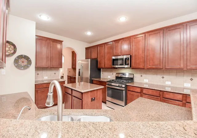 Photo 4 of Single family home for sale at 17634 Yorkhill Ct, Richmond, TX 77407 | MLS# 33269793 | Listing updated on 2026-09-13