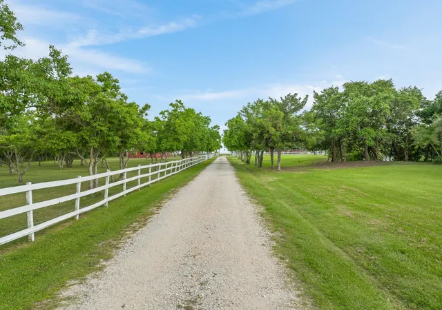 Photo 3 of Sale Pending at 8226 Fm 2354, Mont Belvieu, TX 77523 | MLS# 93465729 | Listing updated on 2026-09-11