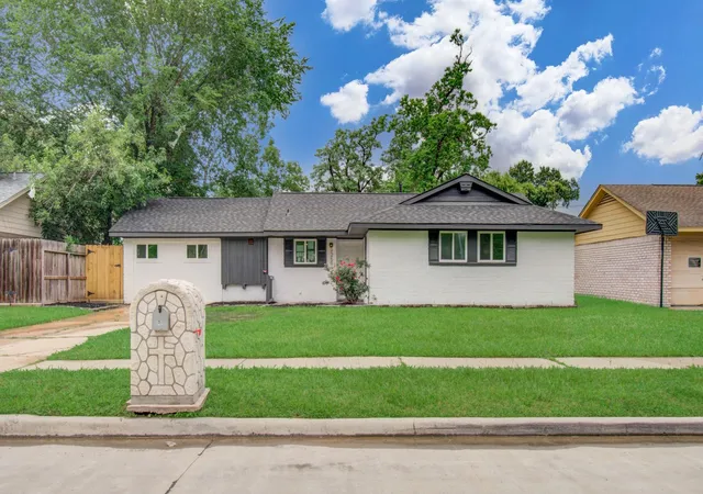 1st image of 9259 Richland Dr, Houston, TX 77078 | MLS# 27729800