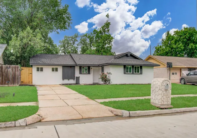 2nd image of 9259 Richland Dr, Houston, TX 77078 | MLS# 27729800