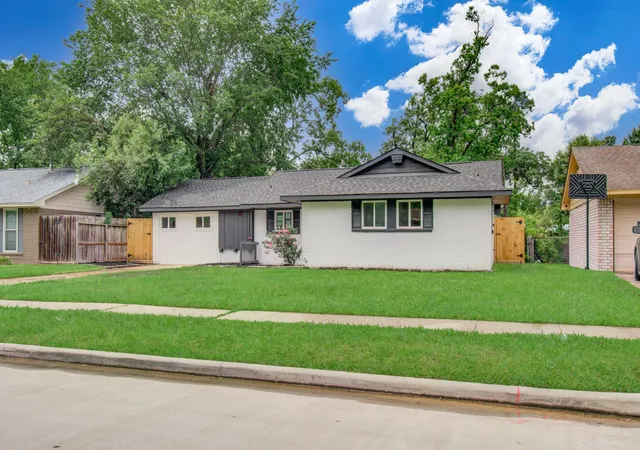 3rd image of 9259 Richland Dr, Houston, TX 77078 | MLS# 27729800
