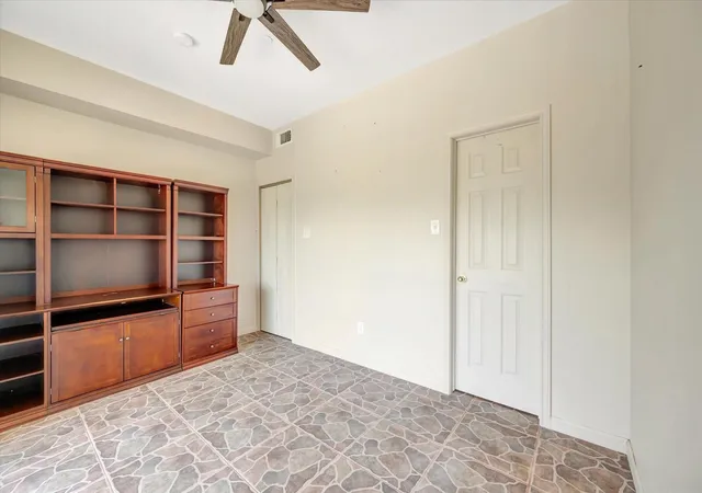 Homes for sale in League City, TX | 793 Davis Road, League City, TX 77573 | Houzeo