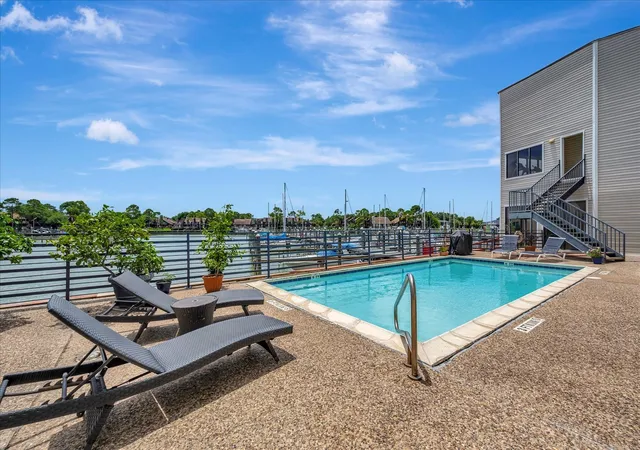 Homes for sale in League City, TX | 793 Davis Rd #112, League City, TX 77573 | MLS# 62477346