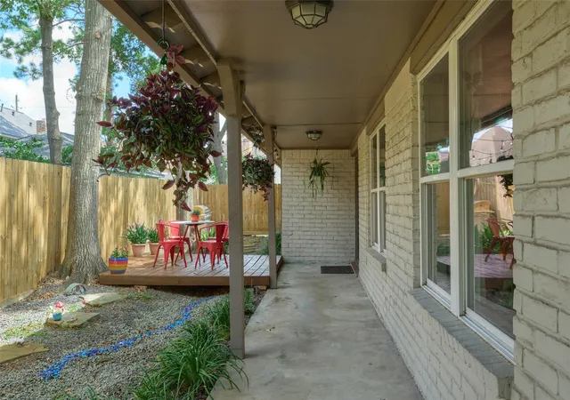 4th image of 17022 Hill View Ln, Spring, TX 77379 | MLS# 71100009