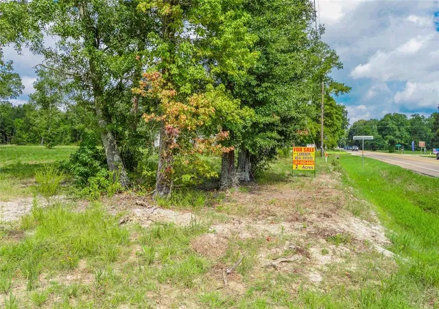 5th image of 224 Ac Hwy 321, Cleveland, TX 77327 | MLS# 32021972