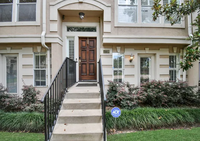 2nd image of 1739 French Village Dr, Houston, TX 77055 | MLS# 83173433