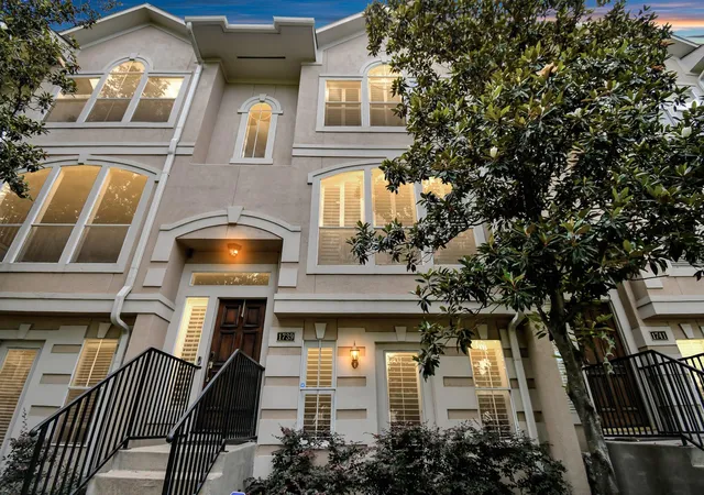 40th image of 1739 French Village Dr, Houston, TX 77055 | MLS# 83173433