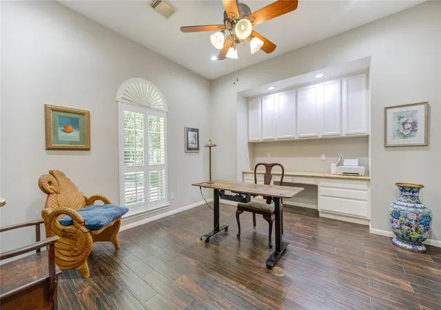 Photo 3 of Single family home for sale at 16812 Mustang Trl Dr, Magnolia, TX 77355 | MLS# 2928437 | Listing updated on 2026-09-23