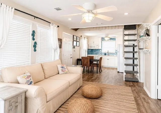 2nd image of 2094 Fm 2031, Matagorda, TX 77457 | MLS# 66130577
