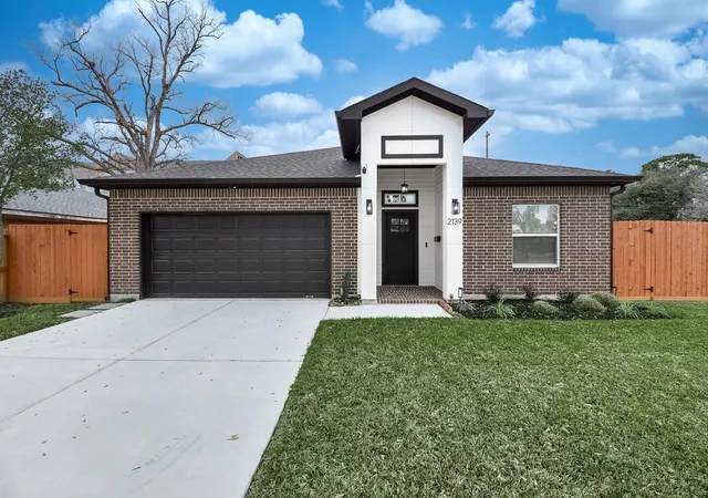 1st image of 2139 Counter Point Dr, Houston, TX 77055 | MLS# 2273802