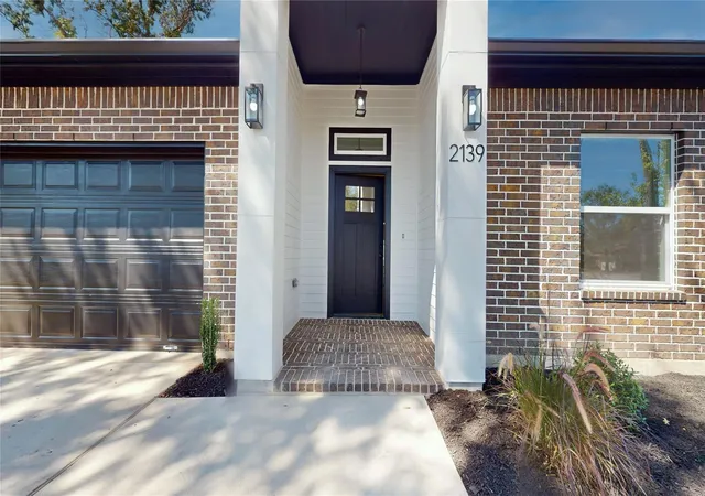4th image of 2139 Counter Point Dr, Houston, TX 77055 | MLS# 2273802