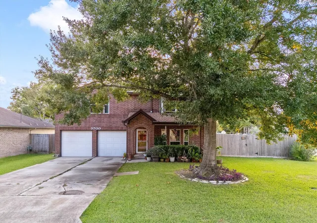 1st image of 3700 Wood Sorrel Dr, Dickinson, TX 77539 | MLS# 48662269
