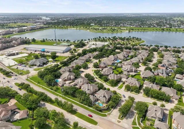 Photo 29 of Single family home for sale at 17615 Sunbriar Ln, Houston, TX 77095 | MLS# 58195671 | Listing updated on 2026-09-12